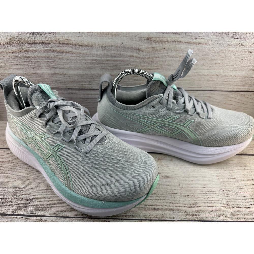 Asics Women's Light Gray Mint Athletic Running Shoes
